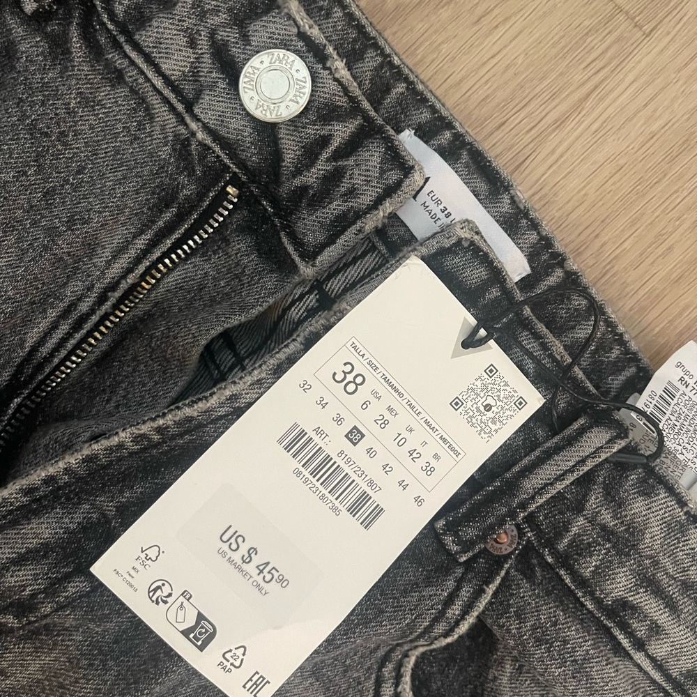 Washed black jeans, lose and perfect for styling up or down